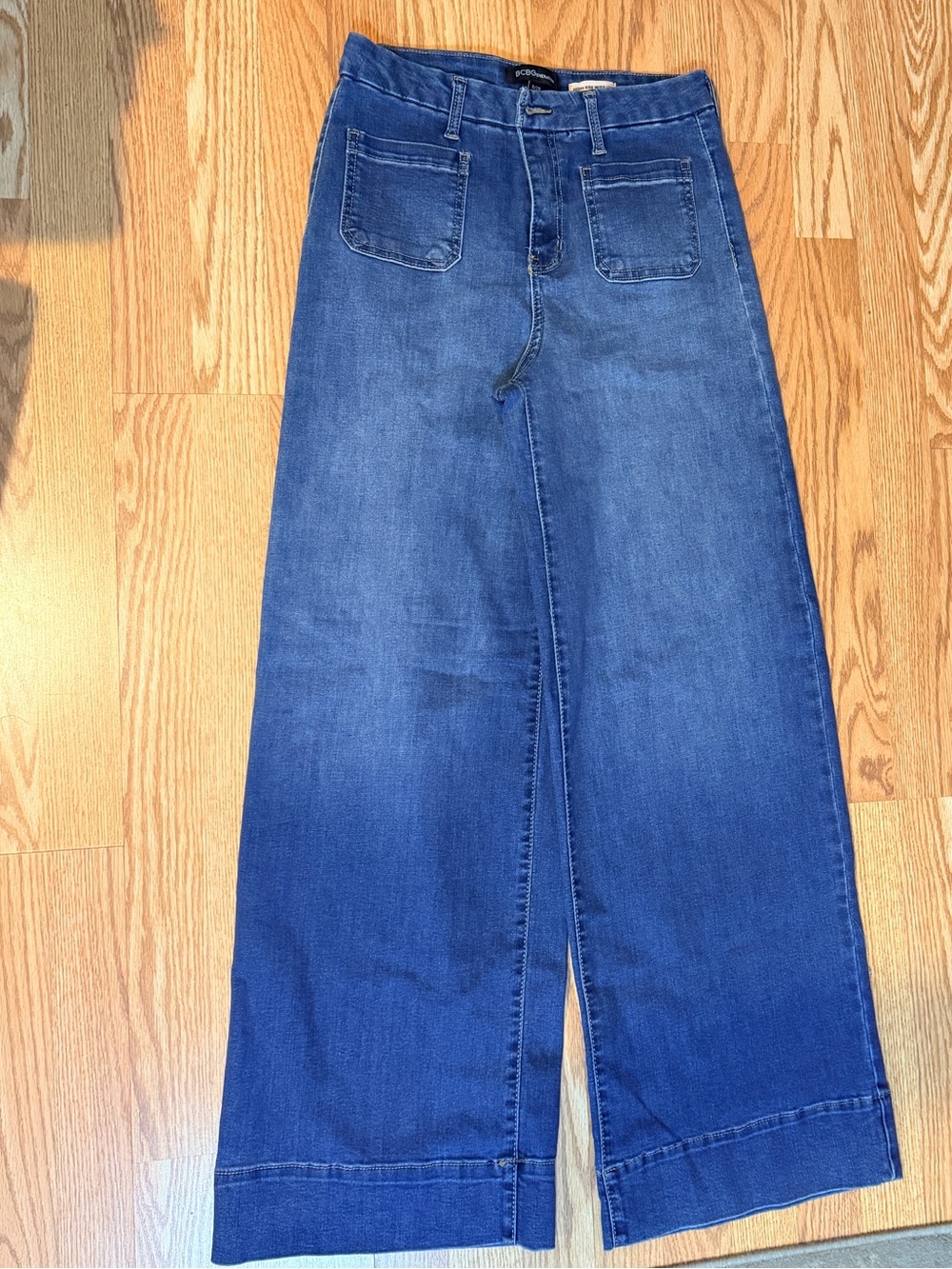 BCBGeneration High-Rise Wide Leg Jeans- sz 9/29 - Picture 2 of 4